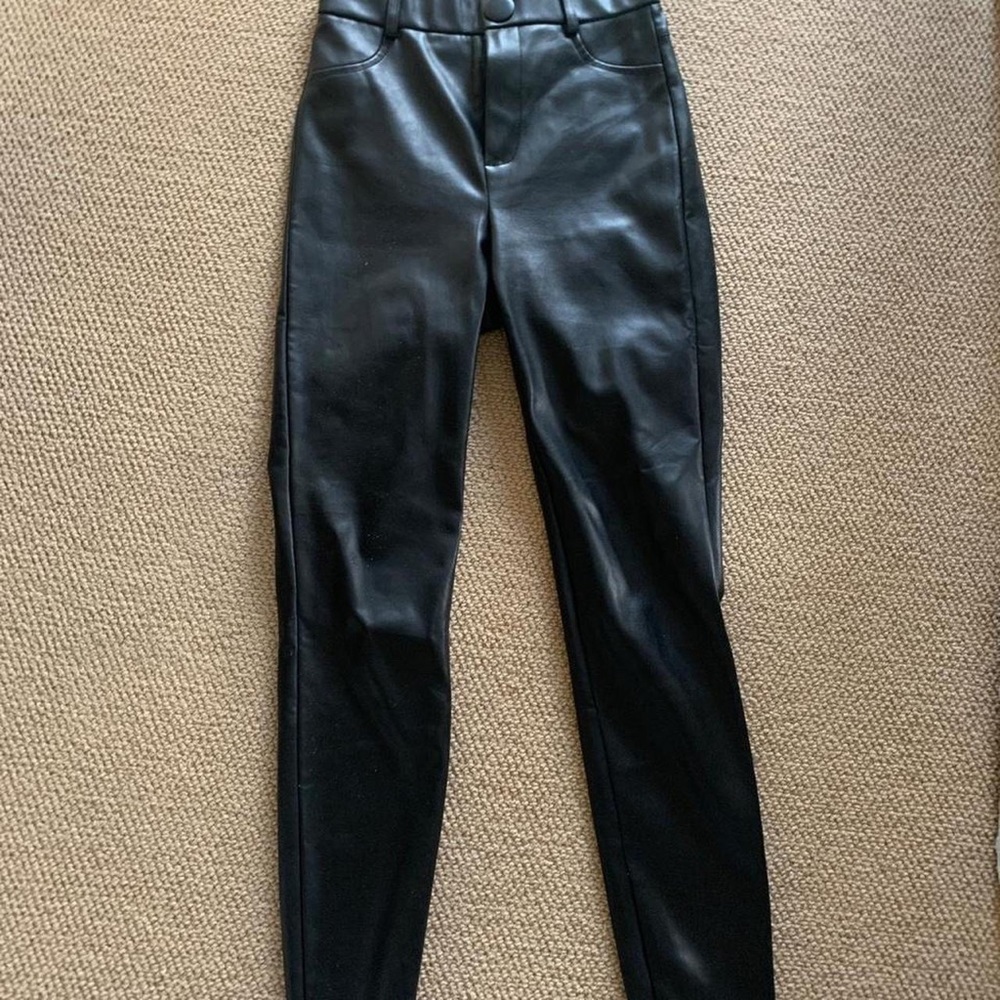 ZARA BLACK LEATHER PANTS